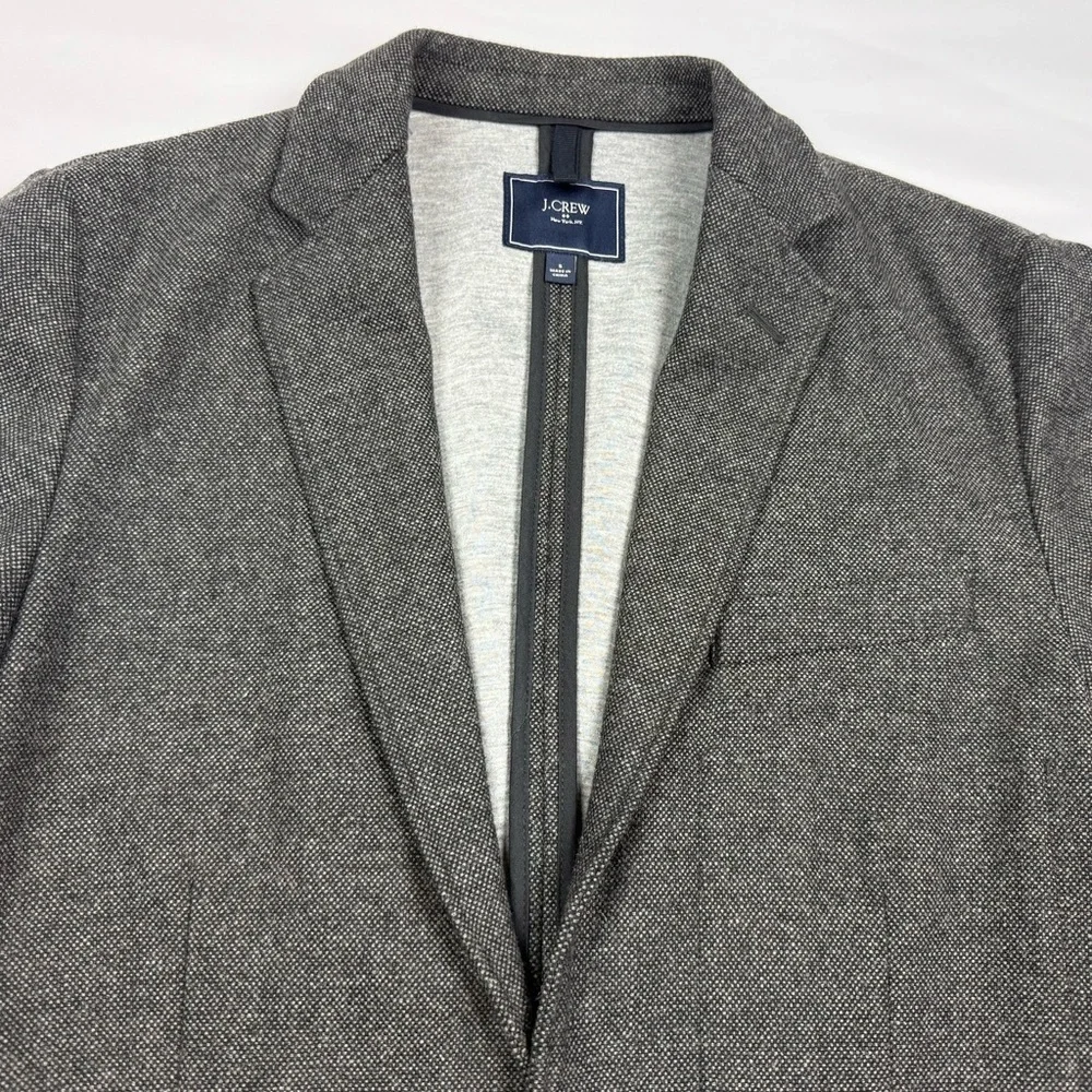 J. Crew Mens Wool Blend Tweed Sport Coat Sz Small 2 Button Grey Stretch Comfort
